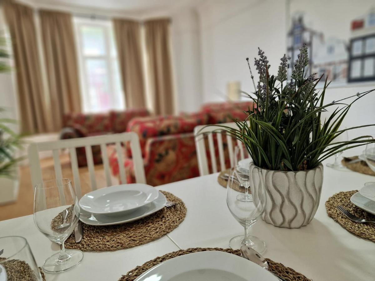 Spacious 4 Bedrooms Apartment For 10 Near Marble Arch Лондон Экстерьер фото