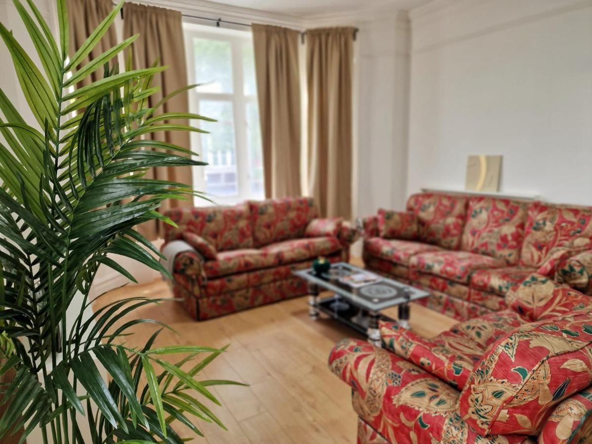 Spacious 4 Bedrooms Apartment For 10 Near Marble Arch Лондон Экстерьер фото