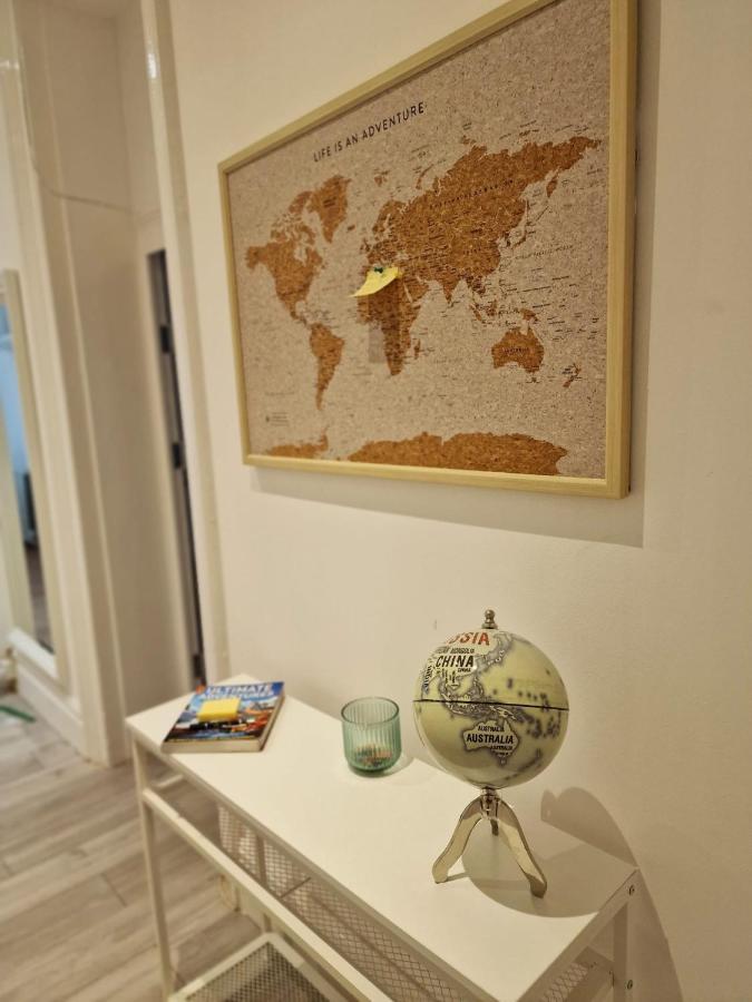 Spacious 4 Bedrooms Apartment For 10 Near Marble Arch Лондон Экстерьер фото