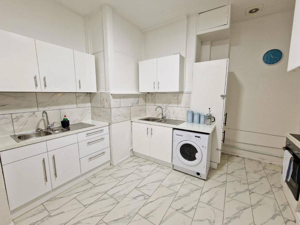 Spacious 4 Bedrooms Apartment For 10 Near Marble Arch Лондон Экстерьер фото