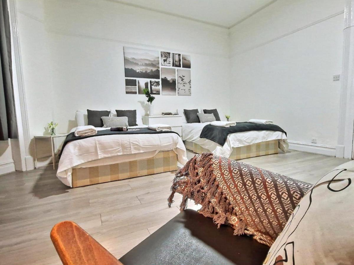 Spacious 4 Bedrooms Apartment For 10 Near Marble Arch Лондон Экстерьер фото